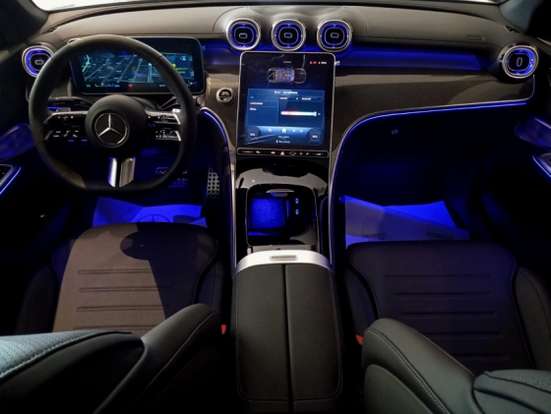 MERCEDES-BENZ-GLC 300-2026