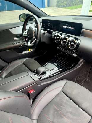 MERCEDES-BENZ-A 35 AMG-2019
