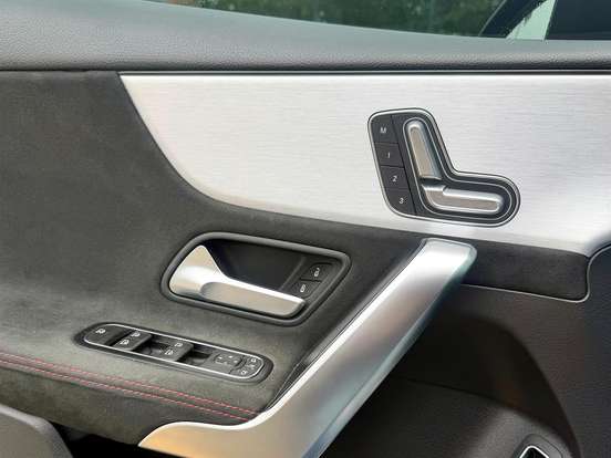 MERCEDES-BENZ-A 35 AMG-2.0 CGI GASOLINA SEDAN 4MATIC 7G-DCT MERCEDES-BENZ-A 35 AMG-2019