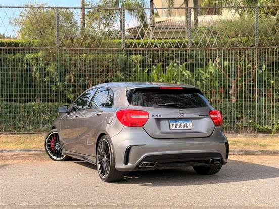 MERCEDES-BENZ-A 45 AMG-2.0 16V TURBO GASOLINA 4P AUTOMATIZADO MERCEDES-BENZ-A 45 AMG-2015