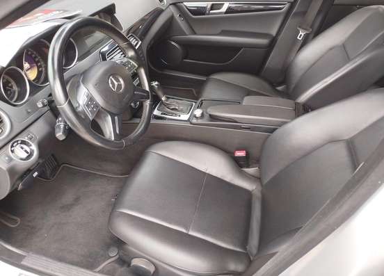 MERCEDES-BENZ-C 180-2012