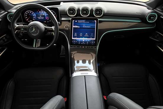 MERCEDES-BENZ-C 300-2024