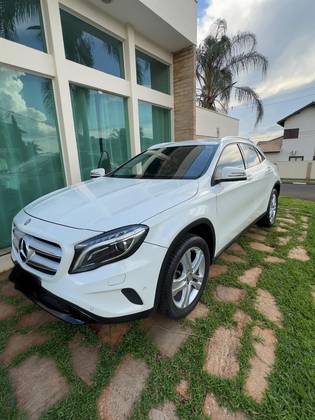 MERCEDES-BENZ GLA 200 1.6 CGI ADVANCE 16V TURBO FLEX 4P AUTOMÁTICO