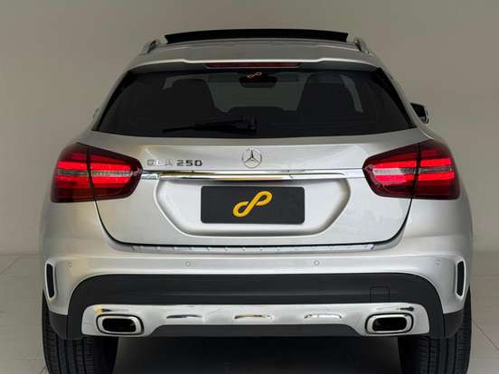 MERCEDES-BENZ-GLA 250-2.0 CGI GASOLINA SPORT 7G-DCT MERCEDES-BENZ-GLA 250-2019