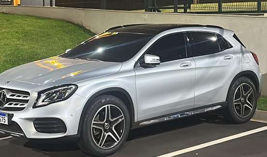 MERCEDES-BENZ-GLA 250-2019