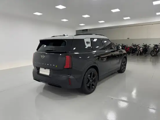 MINI-COUNTRYMAN-2024
