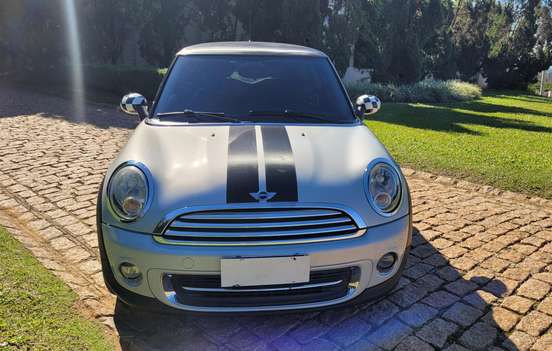 MINI-COOPER-2010