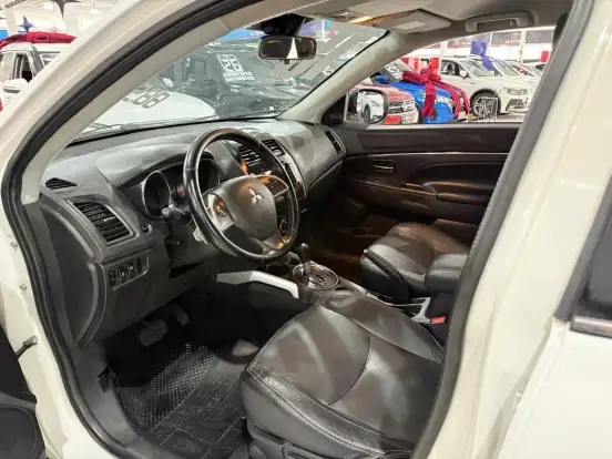 MITSUBISHI-ASX-2.0 4X4 AWD 16V GASOLINA 4P AUTOMÁTICO MITSUBISHI-ASX-2014