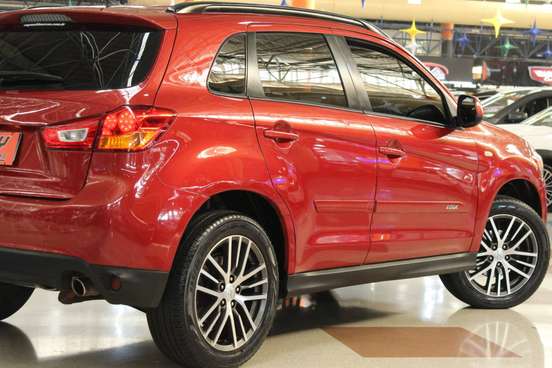 MITSUBISHI-ASX-2017