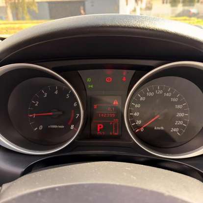 MITSUBISHI-ASX-2010