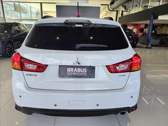 MITSUBISHI-ASX-2014