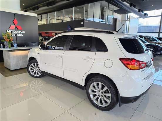 MITSUBISHI-ASX-2014