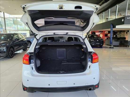 MITSUBISHI-ASX-2014