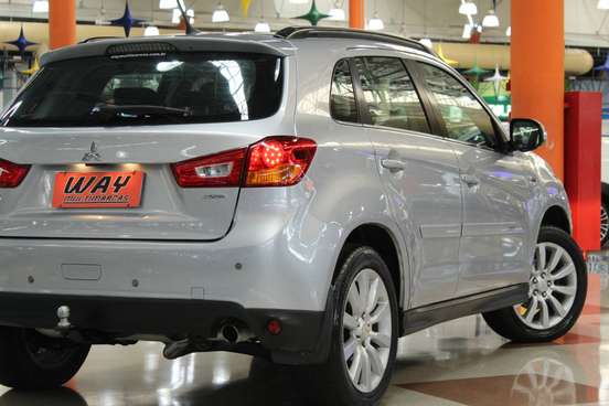 MITSUBISHI-ASX-2014