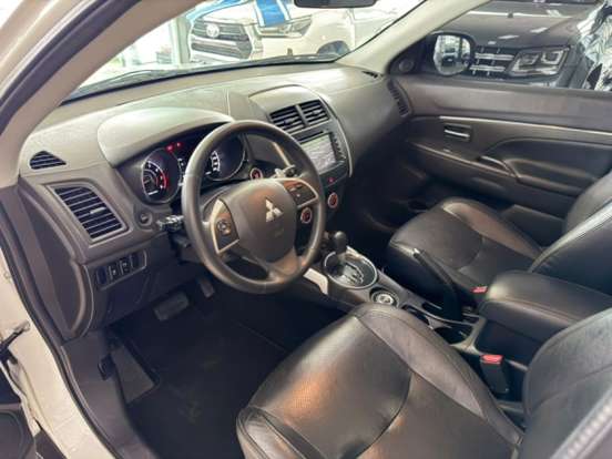 MITSUBISHI-ASX-2016