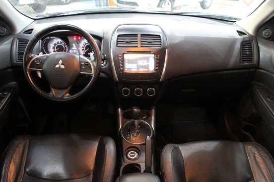 MITSUBISHI-ASX-2015