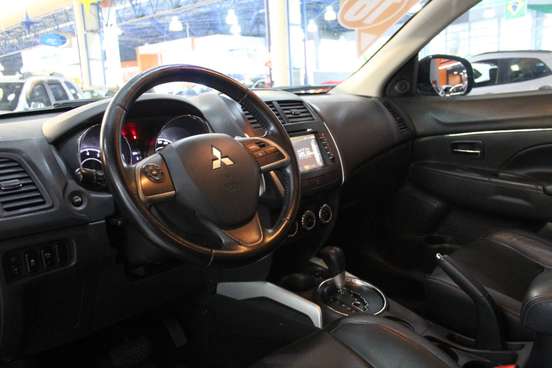 MITSUBISHI-ASX-2015
