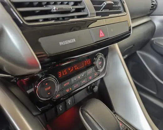 MITSUBISHI-ECLIPSE CROSS-2024