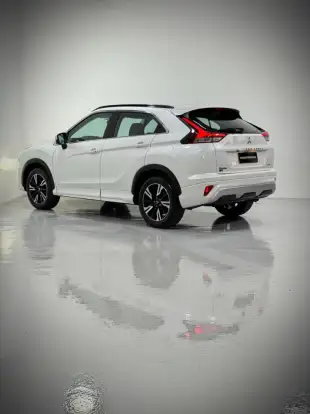 MITSUBISHI-ECLIPSE CROSS-2023