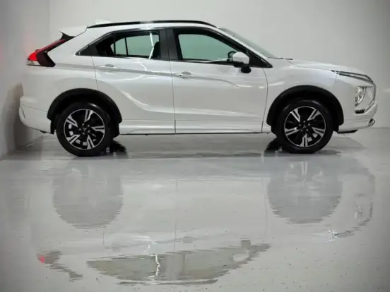 MITSUBISHI-ECLIPSE CROSS-1.5 MIVEC TURBO GASOLINA HPE CVT MITSUBISHI-ECLIPSE CROSS-2023