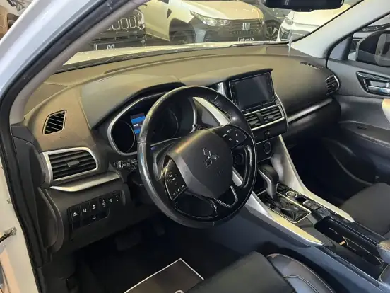 MITSUBISHI-ECLIPSE CROSS-2019