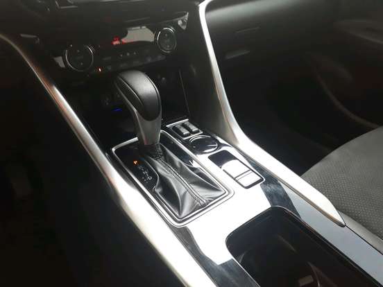 MITSUBISHI-ECLIPSE CROSS-1.5 MIVEC TURBO GASOLINA HPE BLACK CVT MITSUBISHI-ECLIPSE CROSS-2025