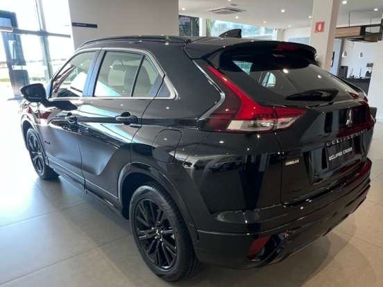 MITSUBISHI-ECLIPSE CROSS-1.5 MIVEC TURBO GASOLINA HPE BLACK CVT MITSUBISHI-ECLIPSE CROSS-2025