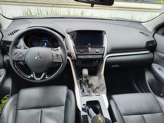 MITSUBISHI-ECLIPSE CROSS-1.5 MIVEC TURBO GASOLINA HPE CVT MITSUBISHI-ECLIPSE CROSS-2024