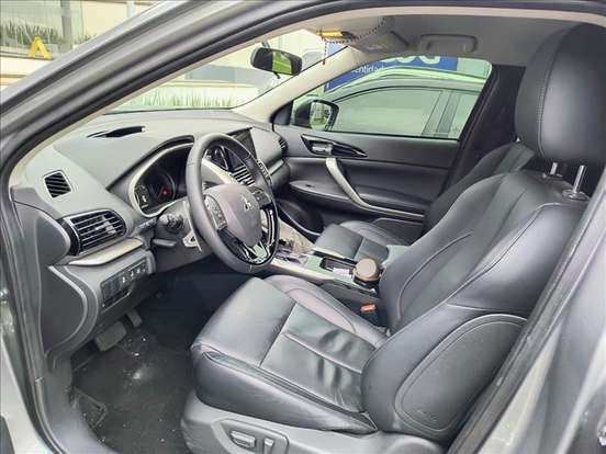 MITSUBISHI-ECLIPSE CROSS-2024