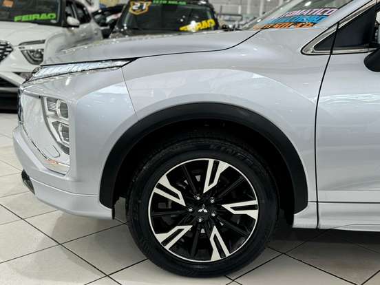 MITSUBISHI-ECLIPSE CROSS-1.5 MIVEC TURBO GASOLINA HPE-S CVT MITSUBISHI-ECLIPSE CROSS-2023