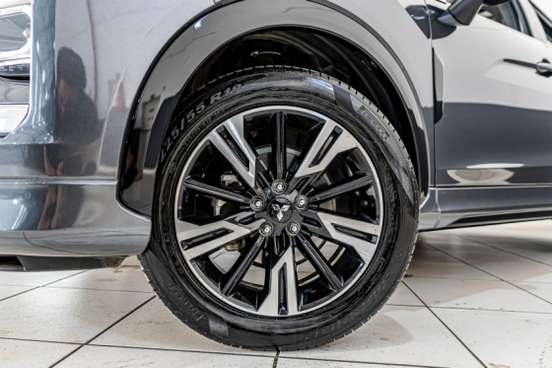MITSUBISHI-ECLIPSE CROSS-2024