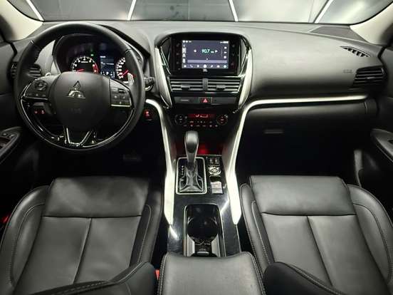 MITSUBISHI-ECLIPSE CROSS-1.5 MIVEC TURBO GASOLINA HPE-S S-AWC CVT MITSUBISHI-ECLIPSE CROSS-2024
