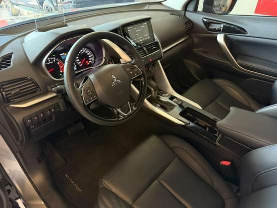 MITSUBISHI-ECLIPSE CROSS-2024