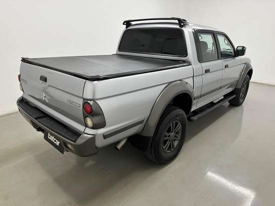 MITSUBISHI-L200 OUTDOOR-2.5 HPE 4X4 CD 8V TURBO INTERCOOLER DIESEL 4P MANUAL MITSUBISHI-L200 OUTDOOR-2008