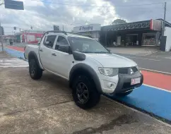 MITSUBISHI L200 SAVANA 3.2 4X4 16V TURBO INTERCOOLER DIESEL 4P MANUAL MITSUBISHI L200 SAVANA 3.2 4X4 16V TURBO INTERCOOLER DIESEL 4P MANUAL