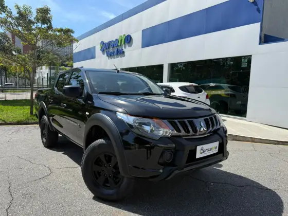 MITSUBISHI L200 TRITON 2.4 16V TURBO DIESEL OUTDOOR GLS CD 4X4 AUTOMÁTICO