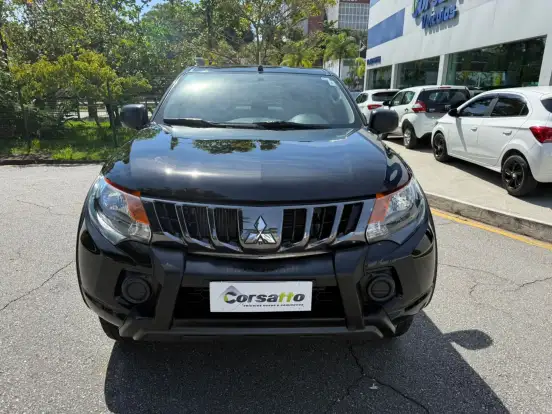 MITSUBISHI-L200 TRITON-2.4 16V TURBO DIESEL OUTDOOR GLS CD 4X4 AUTOMÁTICO MITSUBISHI-L200 TRITON-2021