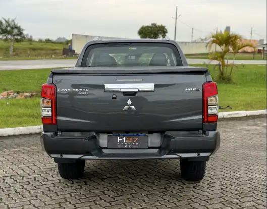 MITSUBISHI-L200 TRITON-2022