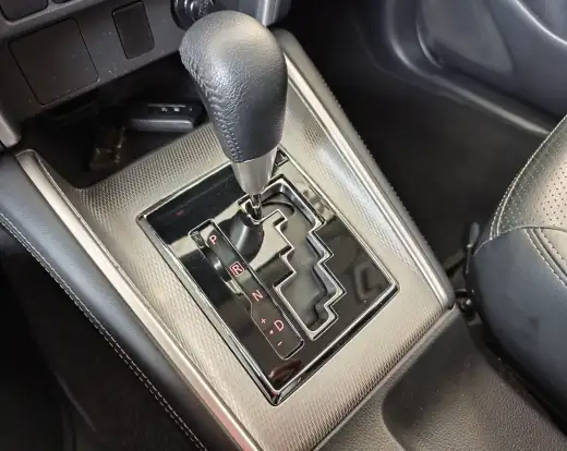 MITSUBISHI-L200 TRITON-2023