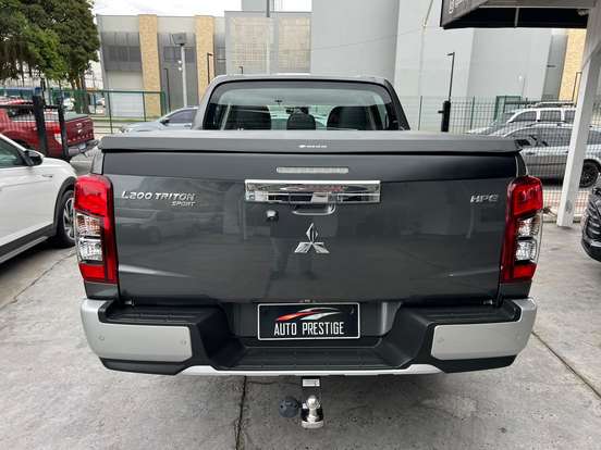 MITSUBISHI-L200 TRITON-2021
