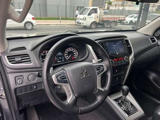 MITSUBISHI-L200 TRITON-2.4 16V TURBO DIESEL GL CD 4X4 MANUAL MITSUBISHI-L200 TRITON-2021