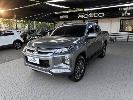 MITSUBISHI L200 TRITON 2.4 16V TURBO DIESEL SPORT GLS CD 4P 4X4 AUTOMÁTICO
