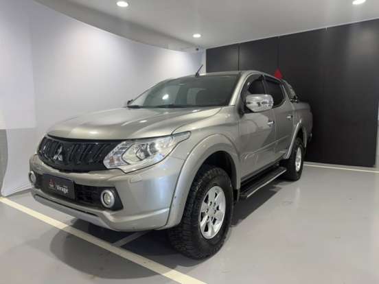 MITSUBISHI-L200 TRITON-2017