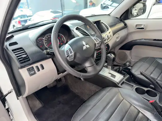 MITSUBISHI-L200 TRITON-2014
