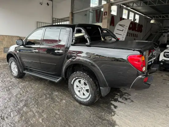 MITSUBISHI-L200 TRITON-2010