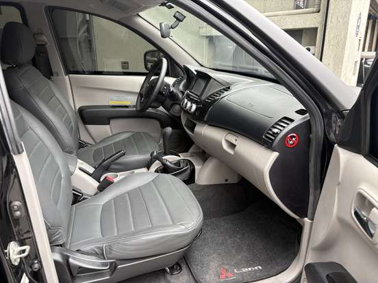 MITSUBISHI-L200 TRITON-3.5 HPE 4X4 CD V6 24V FLEX 4P AUTOMÁTICO MITSUBISHI-L200 TRITON-2012