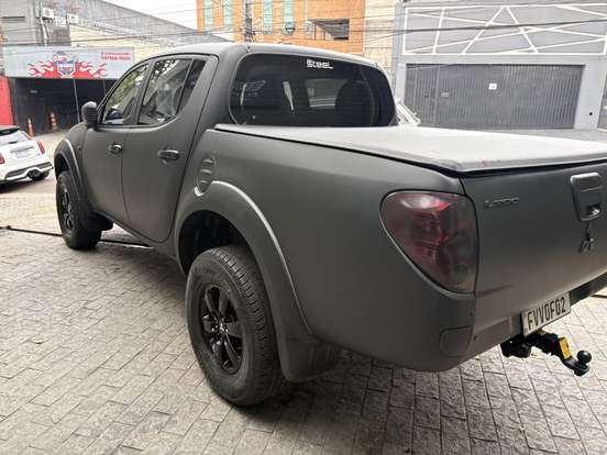 MITSUBISHI-L200 TRITON-3.5 HPE 4X4 CD V6 24V FLEX 4P AUTOMÁTICO MITSUBISHI-L200 TRITON-2012