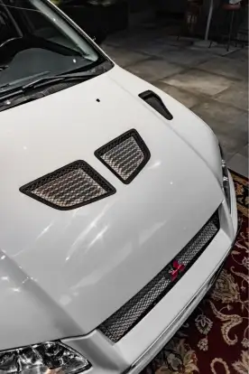 MITSUBISHI-LANCER-2001