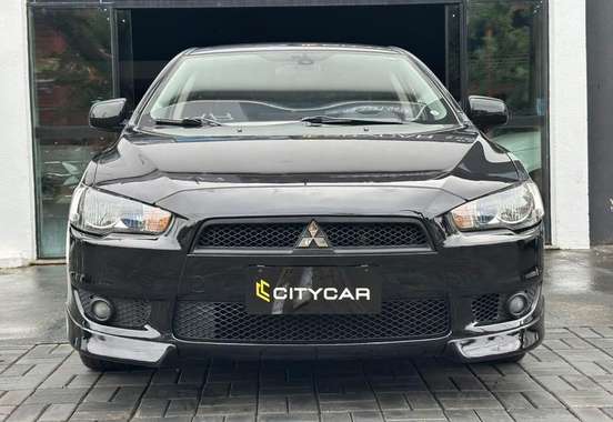 MITSUBISHI-LANCER-2.0 16V GASOLINA 4P AUTOMÁTICO MITSUBISHI-LANCER-2013
