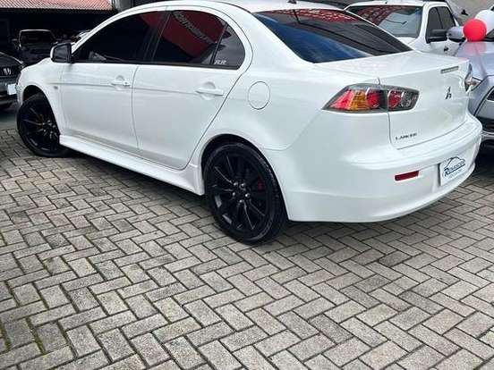 MITSUBISHI-LANCER-2.0 16V GASOLINA 4P AUTOMÁTICO MITSUBISHI-LANCER-2013